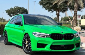 BMW M5 COMPETITION One Of One 700 HP / GCC / 2019 / Perfect Condition / 5775 Dirhams Monthly